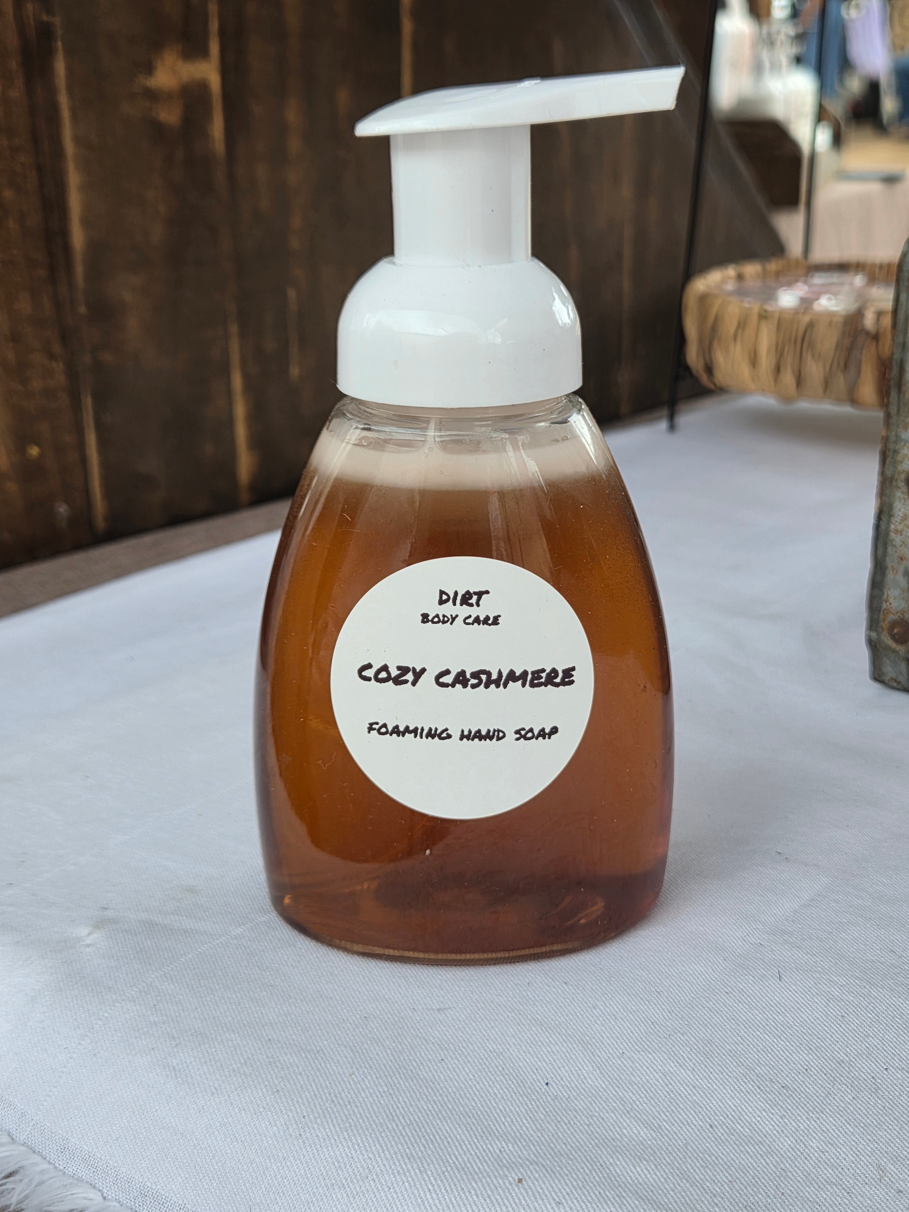 COZY CASHMERE FOAMING HAND SOAP