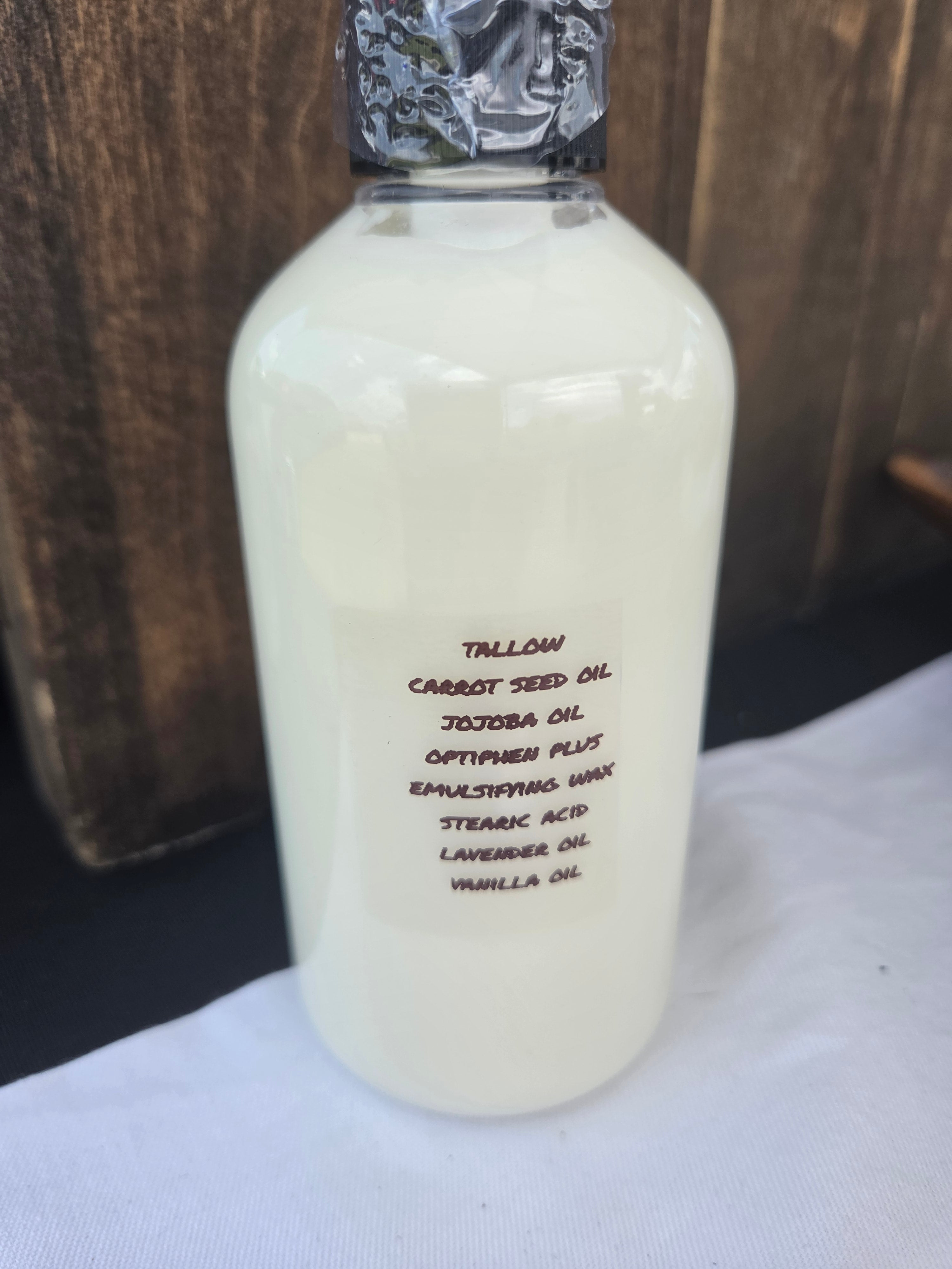 LAVENDER + VANILLA TALLOW LOTION